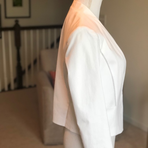 Cropped White Blazer (mock collar) - Picture 3 of 5